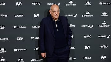 MADRID, 18/12/2023.- El presidente de LaLiga, Javier Tebas, posa a su llegada este lunes a la gala Premios As del Deporte, en Madrid. EFE/ Rodrigo Jiménez