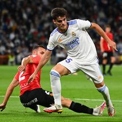 Miguel proyecta más que Mendy