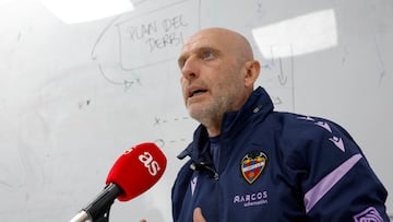 13/11/25
LEVANTE UD
ENTREVISTA CON JULIAN CALERO