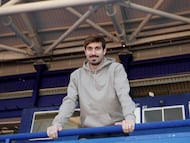 Campaña posa para As