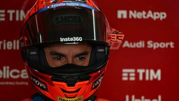 Ducati Lenovo's Spanish rider Marc Marquez gets ready for a practice session of the MotoGP Argentina Grand Prix at the Termas de Rio Hondo circuit in Santiago del Estero, Argentina on March 14, 2025. (Photo by Luis ROBAYO / AFP)