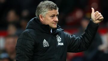 Rafael: Man Utd must not sign players who "come for the money"