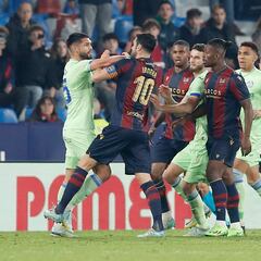 Iborra acaba expulsado en la fiesta del Levante