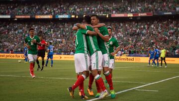 La selección nacional cumplió con el pronóstico de favorito y venció 3-1 a la Selecta en su debut en la Copa Oro.