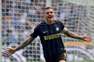 Icardi ha sido el nombre que más fuerte ha sonado, aunque fuentes del Madrid aseguran que los rumores son fruto del interés de su agente para lograr una mejora con el Inter de Milán. El mercado en Italia cierra el día 17 a las 20:00 y no podría incorporar un fichaje hasta enero.