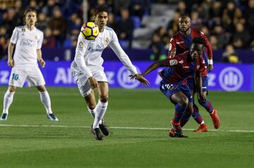 Varane y Boateng.