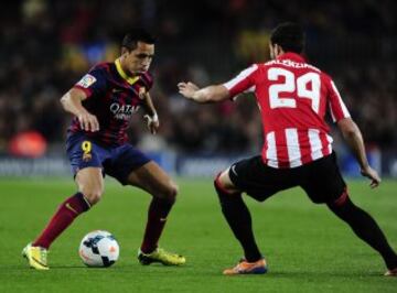 Alexis Sanchez y Mikel Balenziaga.