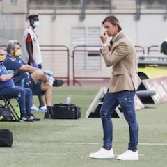 Guti: "Me sorprende que el propio árbitro haya pedido insistentemente el VAR"