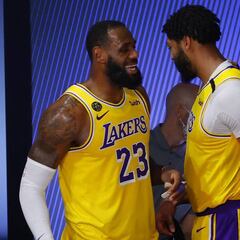 Davis y LeBron sacan adelante la serie ante los luchadores Blazers