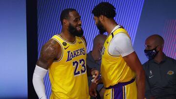 Davis y LeBron sacan adelante la serie ante los luchadores Blazers