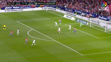 Gozo para el rojiblanco: la reacción viral de Simeone cuando Carrasco falló solo