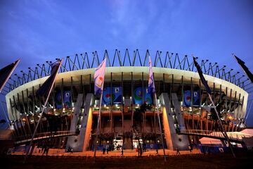 Ubicado en la localidad de Phokeng, a doce kilómetros de Rustemburgo, recibe su nombre de la tribu Bafokeng, que habita la zona. Construido en 1999, originalmente para partidos de rugby, fue adecuado para el Mundial. Tiene una capacidad de 38.646 espectadores.​ Se disputaron en él cinco partidos de la fase de grupos y uno de octavos de final.