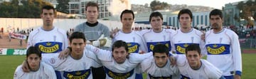 El equipo de Católica que ganó el título del Clausura 2005.