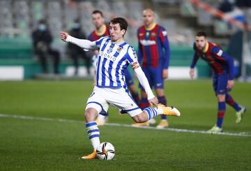 1-1. Mikel Oyarzabal marcó de penalti el primer gol.