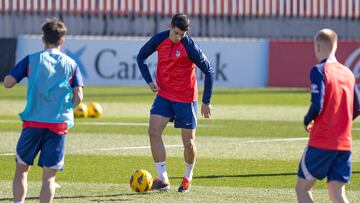 Morata, en una sesi¨®n del Atl¨¦tico.