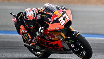 Red Bull KTM Ajo's Spanish rider Pedro Acosta competes in the Moto2 class race of the MotoGP Thailand Grand Prix at the Buriram International Circuit in Buriram on October 29, 2023. (Photo by Lillian SUWANRUMPHA / AFP)