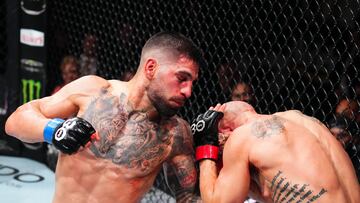 Ilia Topuria y Josh Emmett.