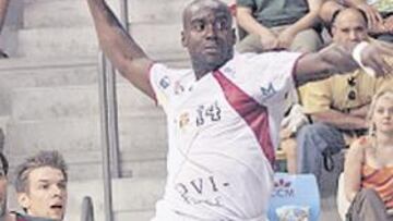 <b>DESCANSO. </b>Davids no jugará hoy para estar más fresco en la final.