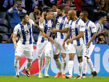 5,56 tiros por gol anotado.