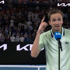 Medvedev estalla contra el público de Australia nada más ganar a Kyrgios