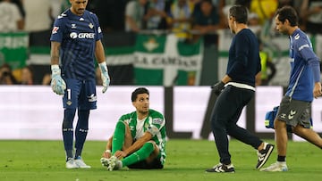 Bartra, tras la lesión.