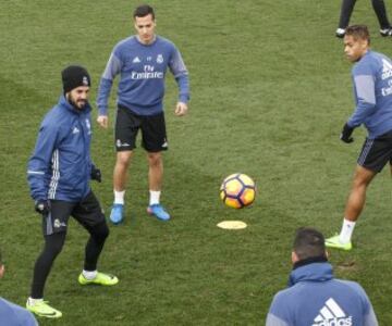 Los futbolistas del equipo blanco afrontan el choque ante Las Palmas con el ánimo alto.