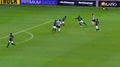 Como en sus mejores tiempos: la gran jugada de Vargas que ilusiona a Atlético Mineiro