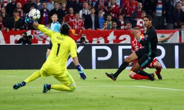 1-0. Joshua Kimmich marcó el primer gol.