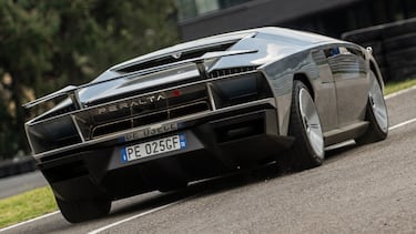 Peralta S: La creación del coleccionista de autos más famoso de México