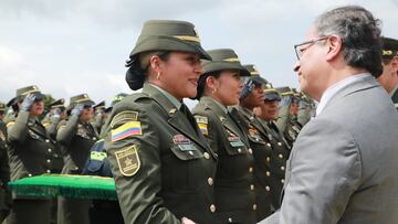 Gustavo Petro en la Escuela de Suboficiales Gonzalo Jiménez de Quesada en Sibaté, Cundinamarca.