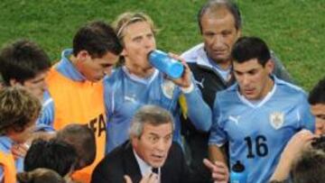 <b>IDOLO. </b>Tabárez es querido y respetado por sus jugadores.