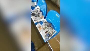 ¡Ojo a las goteras que provocó la lluvia en Mendizorroza!