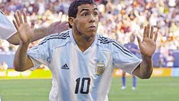 <b>TÉVEZ PUEDE SER EL PIONERO. </b>Carlos Tévez es el gran objetivo del Atlético para la próxima temporada. El argentino es un crack y su precio es muy alto, quizás demasiado para las posibilidades rojiblancas. Los planes de inversión en jugadores serían una solución óptima.