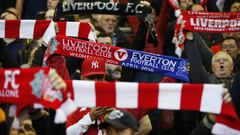 Half-and-half scarves - No, just No.