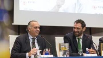 FEB y DIA encestan un #4triple a la pobreza infantil