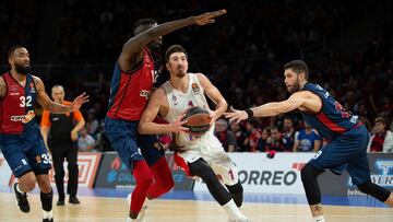 De Colo tumba al Baskonia y pone el 2-1 a favor del CSKA