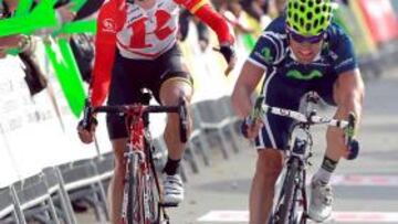 Rojas triunfa por fin y Contador se corona hoy