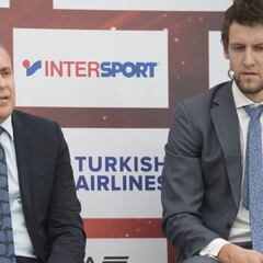 Obradovic: "El Baskonia juega de memoria. Gran trabajo de Peras"