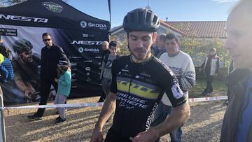 Menut, ganador del ciclocross en Vitoria.