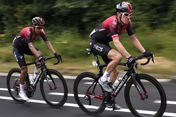 Egan Bernal y Geraint Thomas.