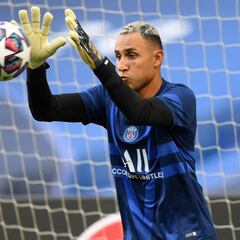 Keylor está comprometido con Costa Rica, afirma Luis Fernando Suárez