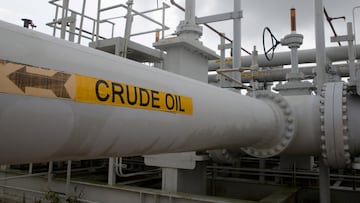 El crudo sube más de un 4%. ¿Cuánto cuesta y a cuánto se cotiza hoy, 4 de noviembre? Te compartimos los precios del barril Brent y Texas (WTI).