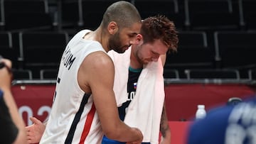 Doncic, con Batum al final del Francia-Eslovenia.