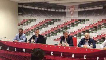 El presidente del Murcia, resignado: "No viene Guti porque entrenará al Madrid"