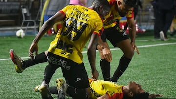 En un partido lleno de mucho dramatismo y goles, el conjunto rojiamarillo vino de atrás para remontar y alzar la copa en casa y con su gente.
