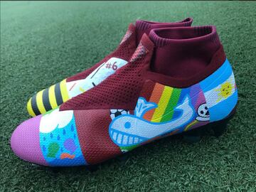 Los Red Bulls jugarán con botines diseñados por niños con cáncer