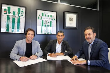 Juanito y Cámara renuevan hasta junio de 2027