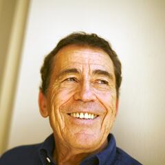 Así era Sánchez Dragó: de militar en el PCE a predecir el apocalipsis en 2030