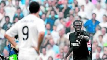 Bolt saludó a Cristiano sobre el césped del Bernabéu