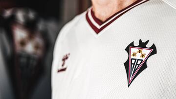 La camiseta del Albacete Balompie para la temporada 2020/2021